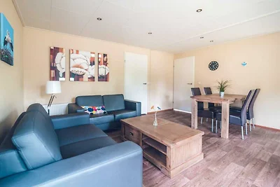 Bungalow in der Nähe des Seestrandes