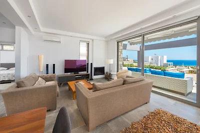 Wunderschצne neue Luxusvilla auf Rhodos