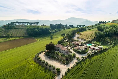 Villa urbana a Perugia con piscina