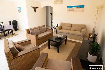 Villa in Vias mit Pool und Garten