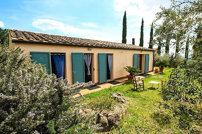 Casale Vezzoli con piscina