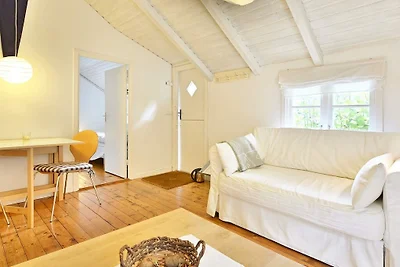 4 Personen Ferienhaus in HALLABRO-By Traum