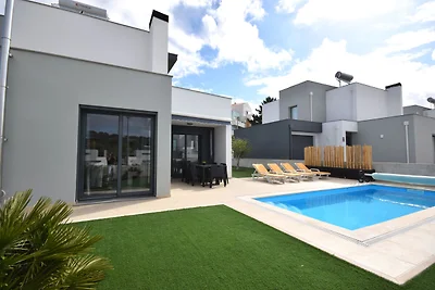 Luxuriöse Villa mit eigenem pool in Foz do...