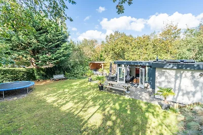 Geschmackvoll eingerichteter Bungalow für 6 P...