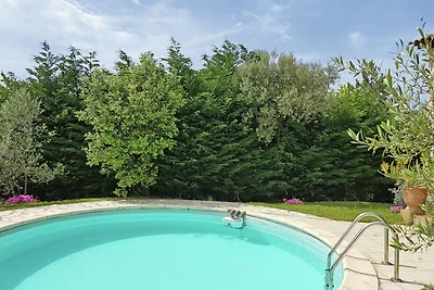 Villa moderna con piscina privata