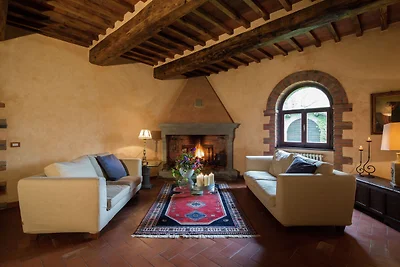 Bellissima villa con piscina a Cortona