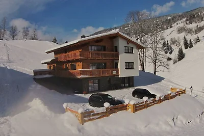 Chalet in Saalbach-Hinterglemm nahe Skigebiet