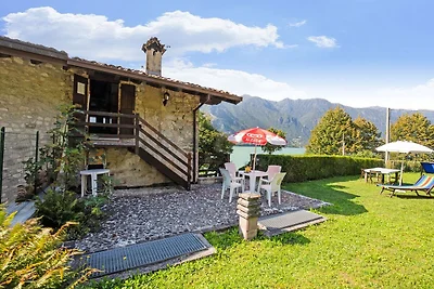 Apartment mit privatem Garten