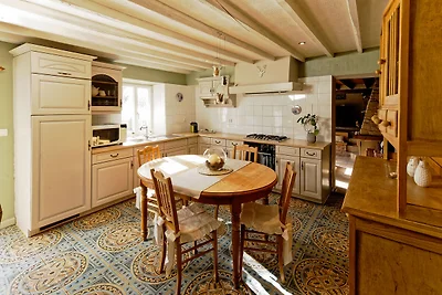 Accogliente cottage in agriturismo a Gimnée