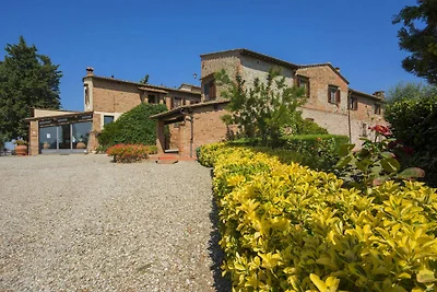 Suggestiva Proprietà nel Chianti: piscina, pa...