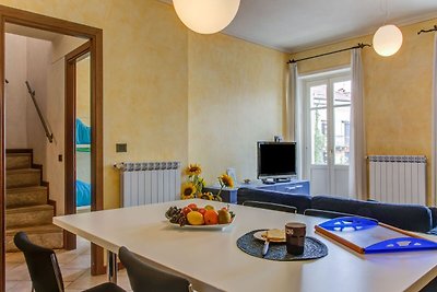 Refined Apartmet in Pallanza with Balcony