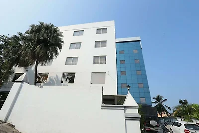 Super Townhouse Prince Palace