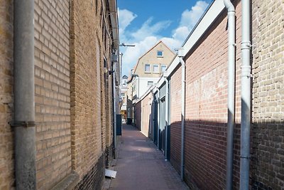 Modern verbouwd appartement in hartje Sneek