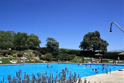 Villa duplex con piscina a Madrid