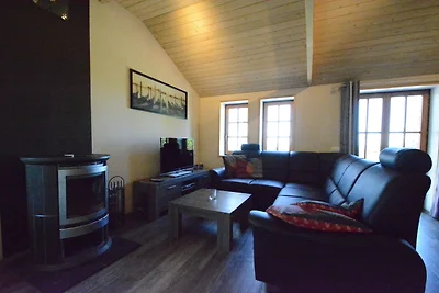 Spazioso chalet a Vielsalm con giardino