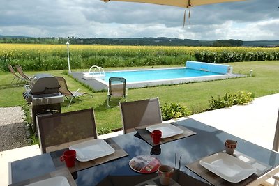 Geräumiges Ferienhaus mit privatem Pool in...