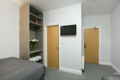 Belvilla Ilford Hill Hotel London Standard...