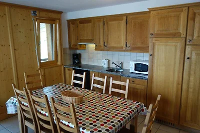 Geräumiges Apartment mit Kamin