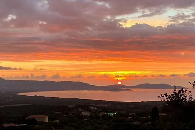 Vakantieappartement in Lumio met zwembad