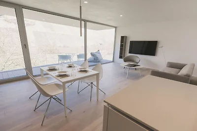 Steile helling - Design Moselle suite met...
