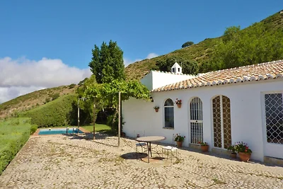 Gemütliches Landhaus mit privatem Pool
