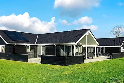 26 Personen Ferienhaus in Grenaa