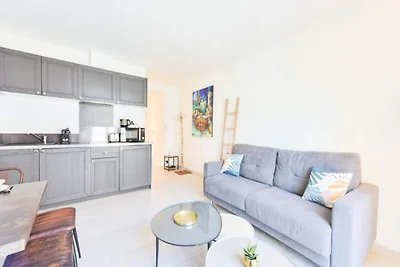 2-Zimmer-Apartment im Herzen von Cannes, 100...