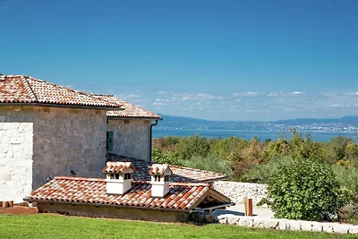 Villa auf Krk mit Pool und Außenküche