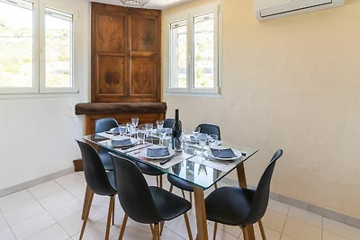 Gemütliches Ferienhaus in Minerve mit Garten