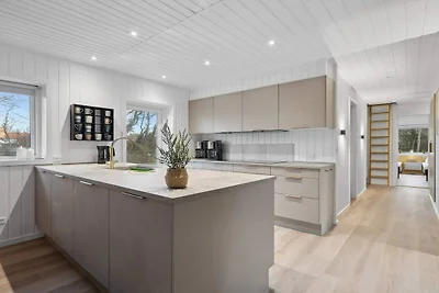 Strand-Retreat mit Pool -- By Traum...