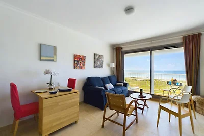 Apartment in Les Sables mit Meerblick