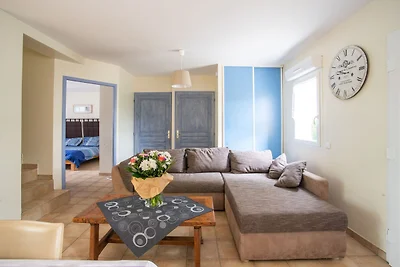 Verführerisches Ferienhaus in Largentière mit...