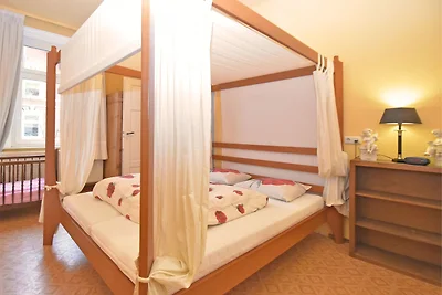 Erfgoedvilla met thuisbioscoop, sauna
