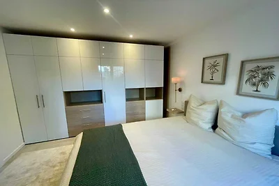 Ampio soggiorno di gruppo ad Antibes