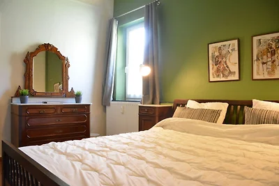Prachtig vakantiehuis in Denee met terras