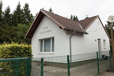 Vrijstaand vakantiehuis aan de bosrand