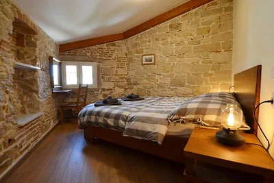 Urban and Upscale Homes Rovinj Old Town - Com...