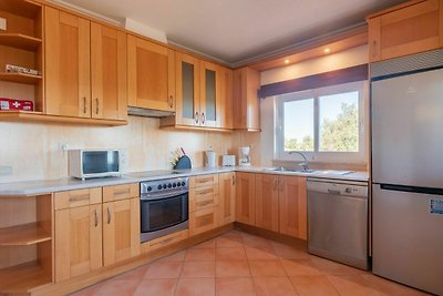 Geräumige Villa in Albufeira mit Grill