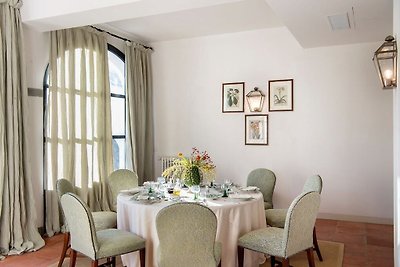 Einladendes Ferienhaus in Reggello mit...