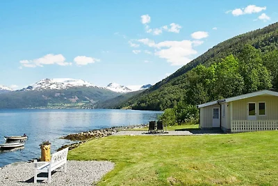 4 Personen Ferienhaus in Utvik-By Traum
