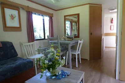 Rustiek vakantiehuis en mobilhome met ruime...