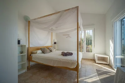 Lauschige Villa in Arenas mit privatem Pool