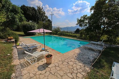 Agriturismo a Umbertide piscina