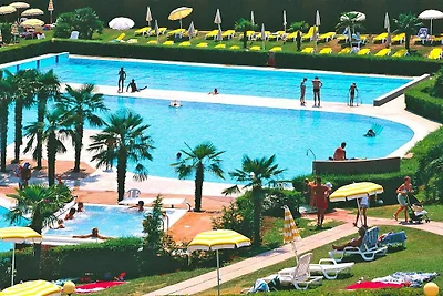 Schöne Wohnung in Loano mit Gemeinschaftspool