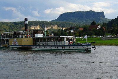 Idyllische Ferienwohnung mit Garten in Weißig