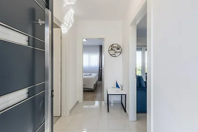 Scenic Kastel Luksic Apartments - One Bedroom...