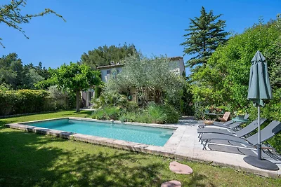 Esthetische villa in Paradou, Alpilles