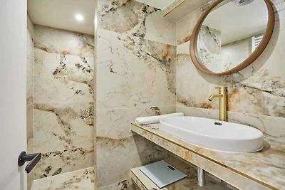 Charmante Maisonette-Wohnung mit Klimaanlage ...