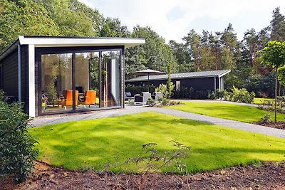 Entworfen Chalet mit Smart TV, neben BOS