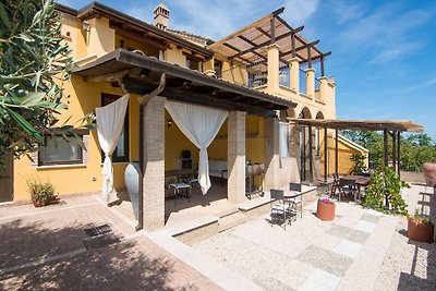 Ruhige Wohnung in Ascoli Piceno mit Whirlpool